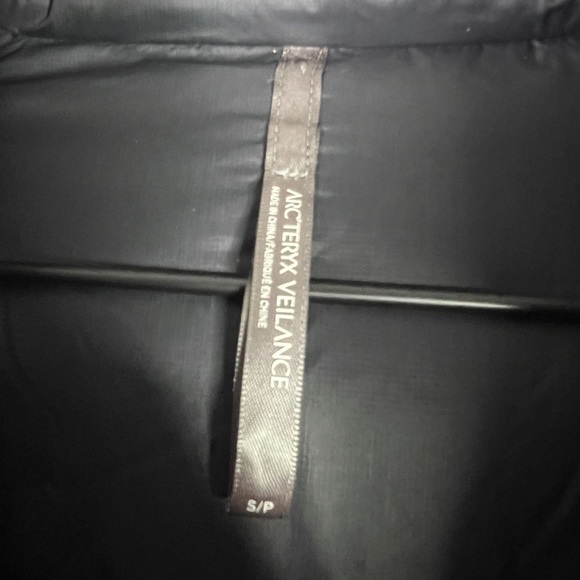 Arc’teryx Veilance Conduit Jacket Men’s Small Black Goose Down Puffer - Picture 6 of 12